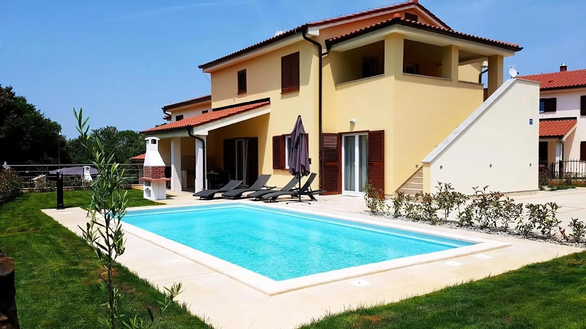 Ferienhaus In Banjole Mit Privatem Pool